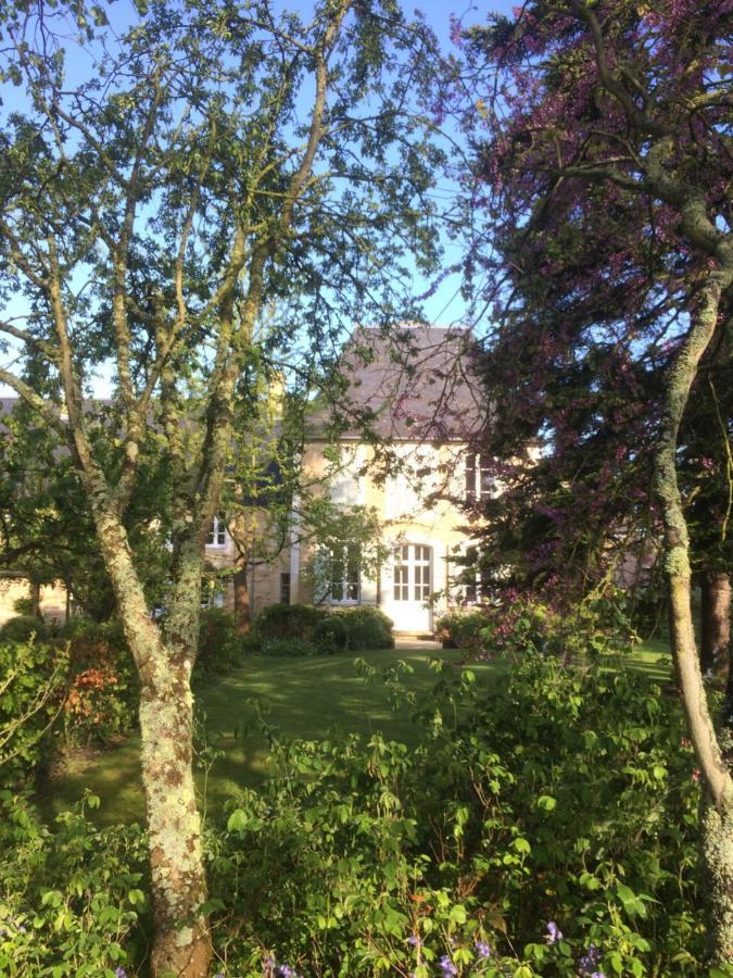 De Ma Fenetre Bed & Breakfast Saint-Martin-des-Entrees Bagian luar foto